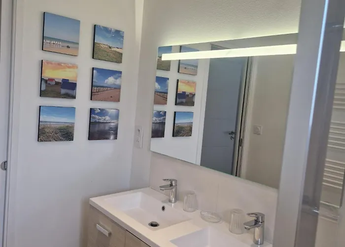 Holiday home Maison Les Dunes Bourgales *